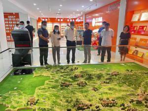洛陽(yáng)市市委常委、宣傳部長(cháng)王飛蒞臨洛陽(yáng)正大調研